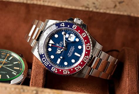 rolex gmt master 3 time zones|rolex gmt master 2 models.